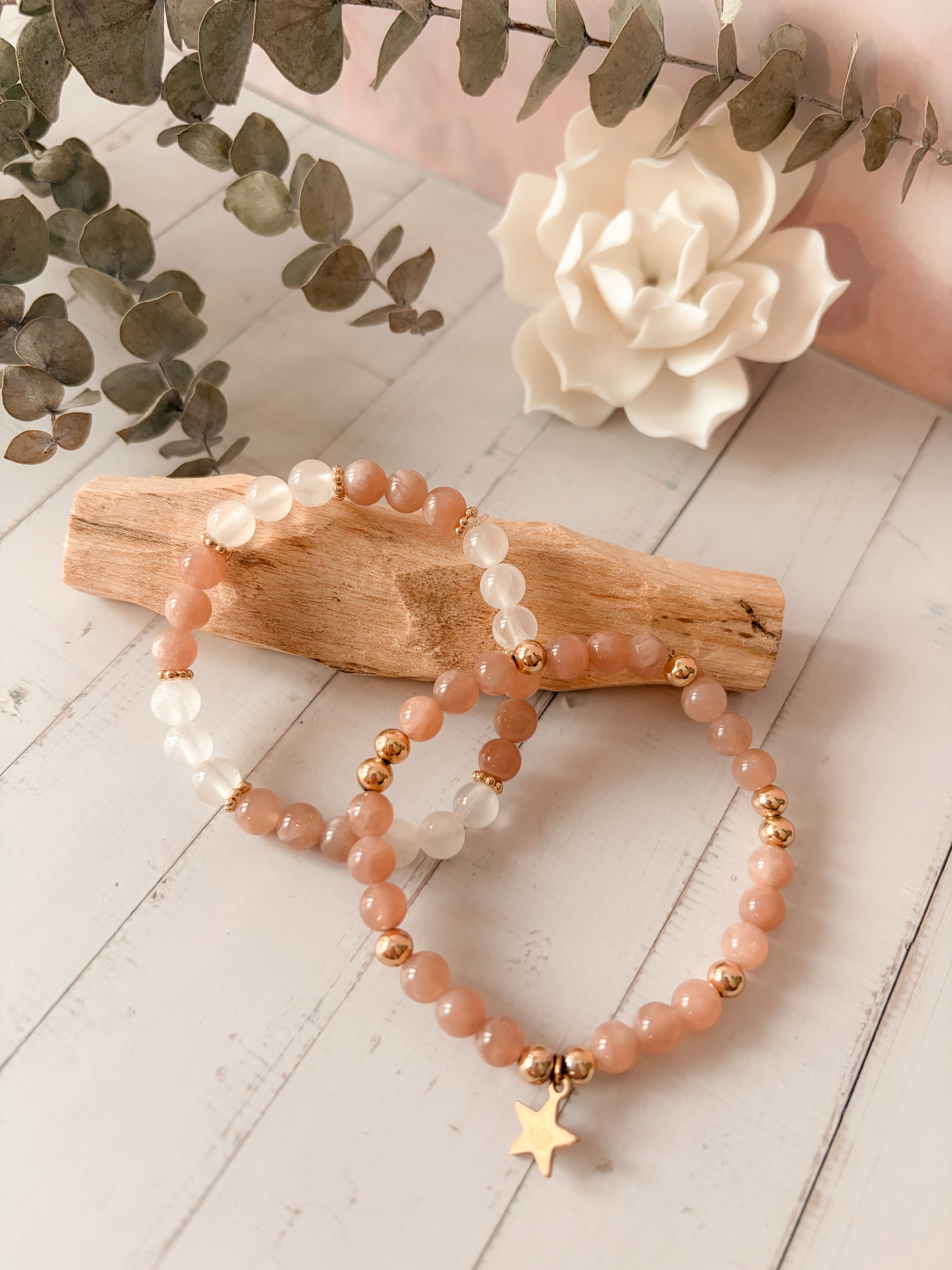 Lichtblick - Pfirsich-Mondstein & Selenit Armband